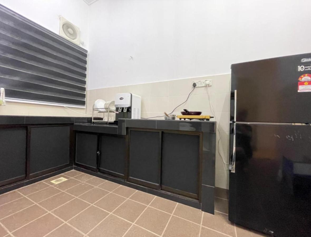 Demuji 4Br 10Pax 3Min To Ecm Kcm, Ps4 Villa Kuantan Exterior foto